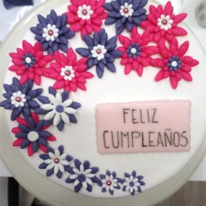 Tarta Fondant con diseño de Flores