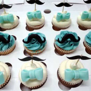 Cup Cakes Bigote y Pajaritas