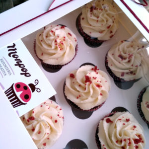 Caja Cup Cakes Red Velvet