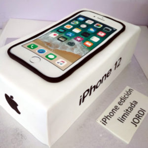 Tarta Fondant iPhon 12