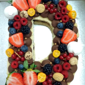 Tarta en Forma de letra D