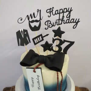 Tarta Fondant con detalles cool